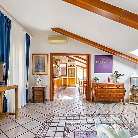 Casa Raffaela By Wonderful Italy 4* ナポリ