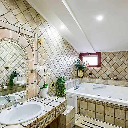Apartament Casa Raffaela By Wonderful Italy *